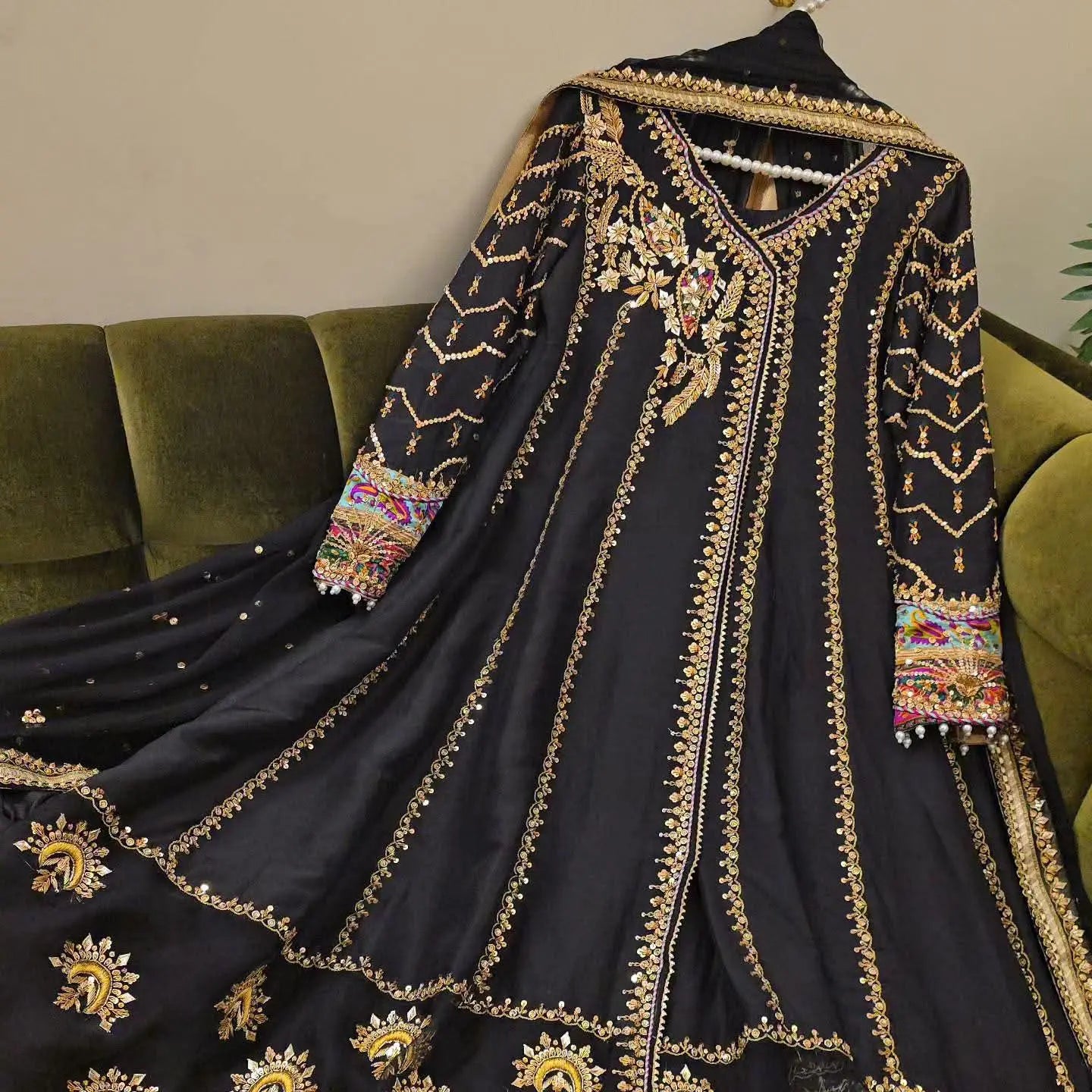 Black Angrakga dress,Luxury Pakistani Formal Wear,wedding wear